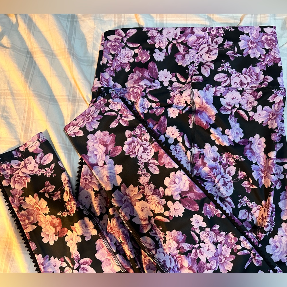Beach Riot Purple Floral Leggings